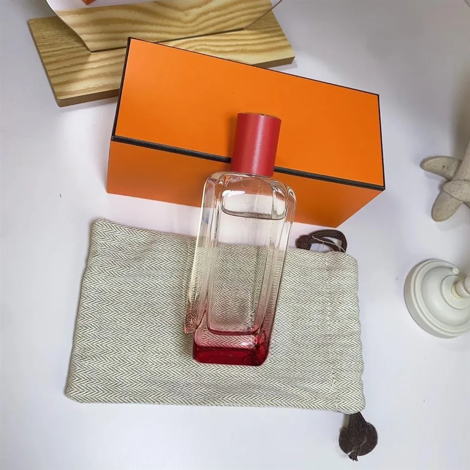 floris-cherry-blossom-perfume-key-notes-cherry-blossom-osmanthus-pink-peppercorn