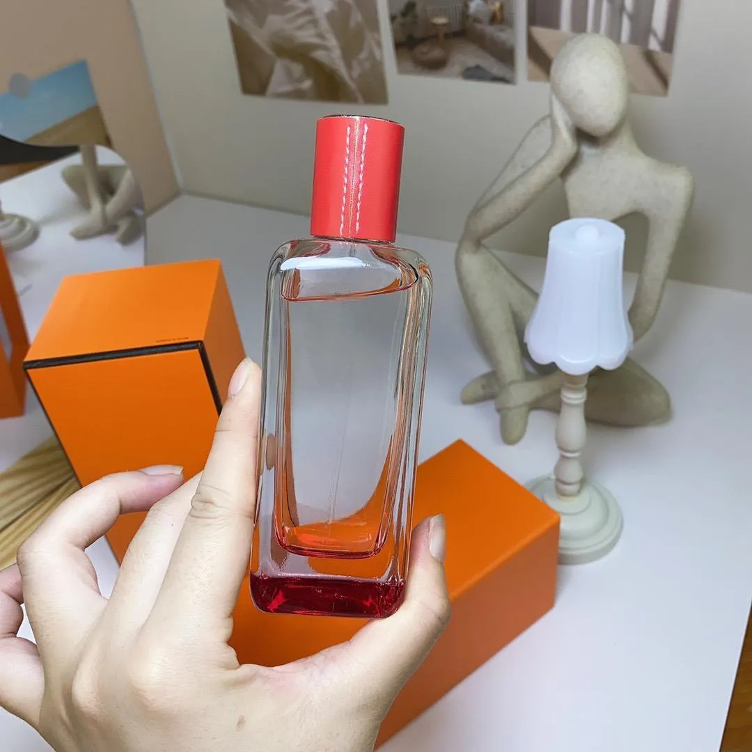 floris-cherry-blossom-perfume-mist-spray-light-elegant-action floris-cherry-blossom-perfume-mist-spray-light-elegant-action